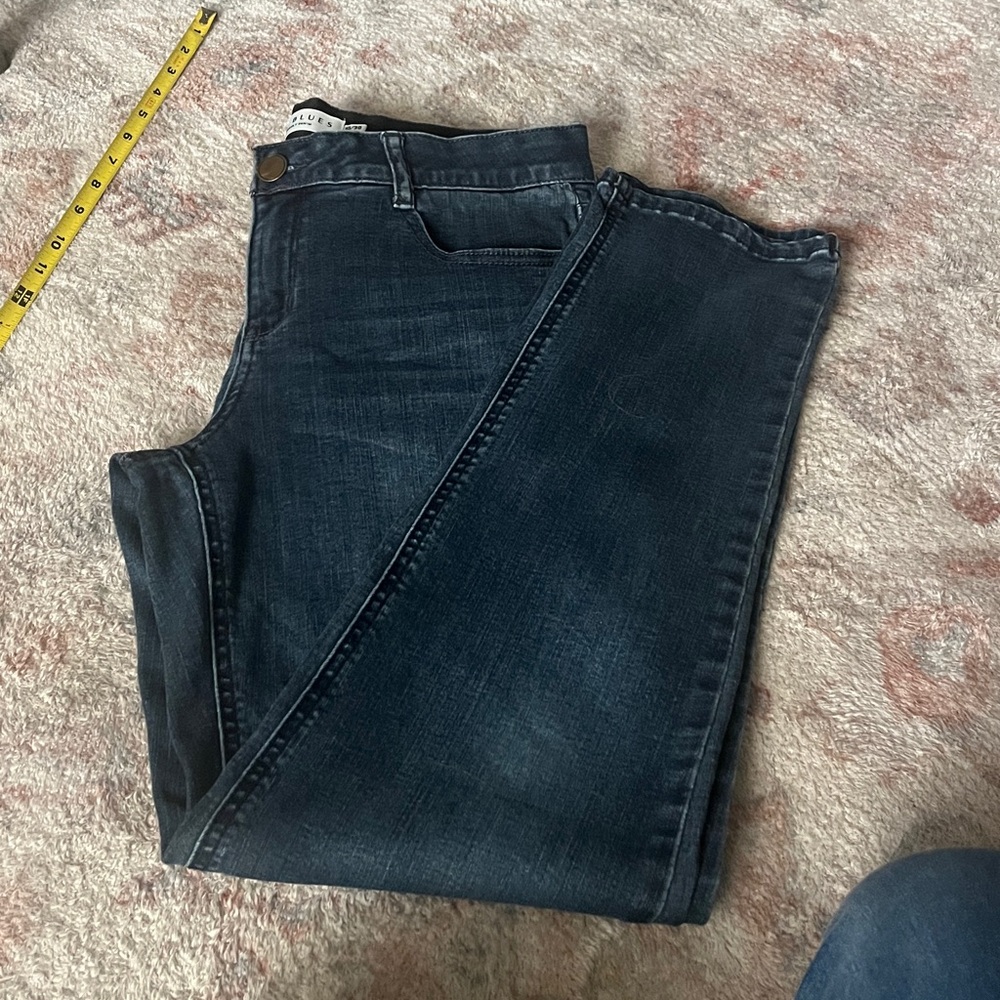 City Blues Women’s Blue Jeans
